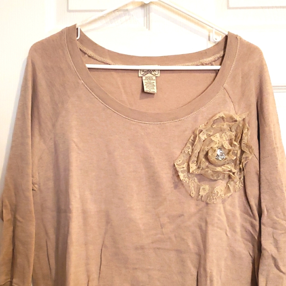 Eyelash Size XL Sweater Top